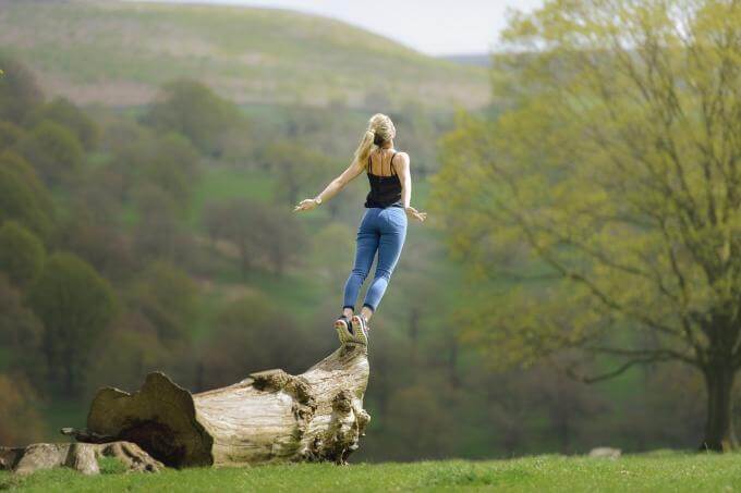 Femme qui inspire